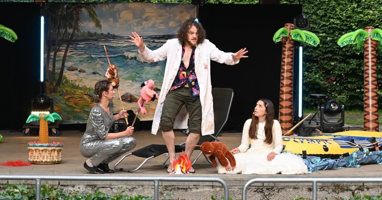 4dfdb45a-382a-42eb-8f83-520589f5f45d